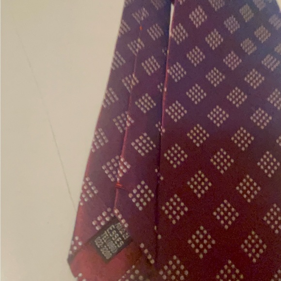 Givenchy beautiful ties very unique color, shine differently. new condition - Picture 7 of 10